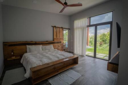 Modern Villa Overlooking Macal River Valley Benque Viejo del Carmen Esterno foto